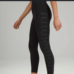 Lululemon graphic aligns